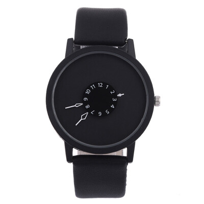 

Fashion Creative Women Men Quartz Leather Watch Clock