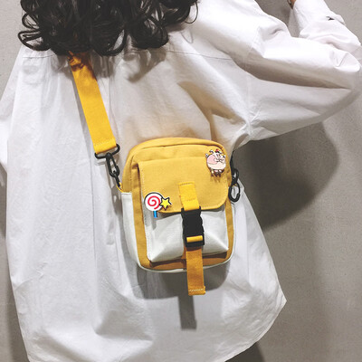 

Ins foreign air on the new canvas casual slung packet female 2019 new Korean version of the wild net red texture shoulder bag