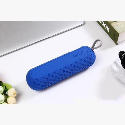 

S2 Outdoor Portable Bluetooth Speaker Handheld Wireless Subwoofer Speaker With FM Radio TF Card Slot