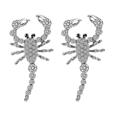 

1 Pair Women Men 3D Animal Ear Stud Crystal Scorpion Earrings Fashion Jewelry