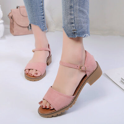 

Korean version 2018 summer hundred school soft sister flat soles thick heels sandals womens shoes the original residence is a