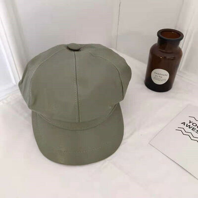 

Womens PU Leather Beret Hat Retro French Beret Hats for Girls Holiday Gifts