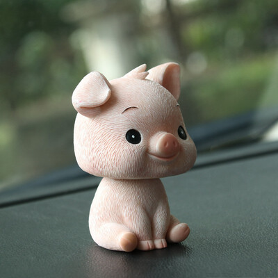 

Car Ornament Cute Resin Shake Head Pig Doll Lovely Automobiles Interior Dashboard Decoration Nodding Toys Auto Accessories Gift