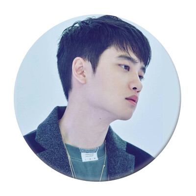 

KPOP EXO 5th Album LOVE SHOT Brooch Button Badge Accessories For Clothes Hat Backpack Decoration