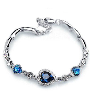 

Heart of the heart of the heart-shaped zircon crystal bracelet