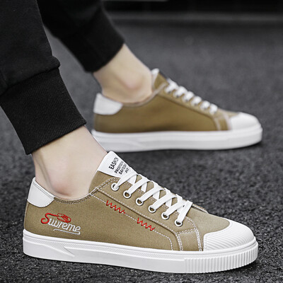 

2019 new summer student shoes canvas tide shoes mens casual shoes Korean version of the trend of wild breathable mens shoes