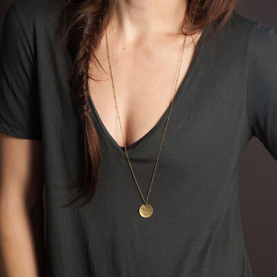 

Europe&the United States trend accessories autumn&winter long sweater chain simple flat clip bead chain matte round pendant necklace