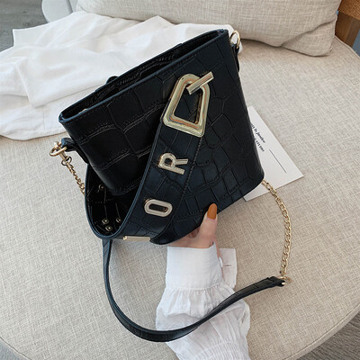 

Bag female Korean version of the wild stone pattern portable Messenger bag fashion chain stray bucket bag