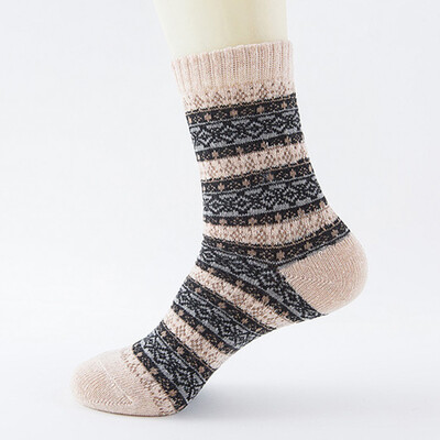 

1Pair Vintage Ethnic Thick Men Wool Socks Knit Rabbit Socks Warm Winter Christmas Socks