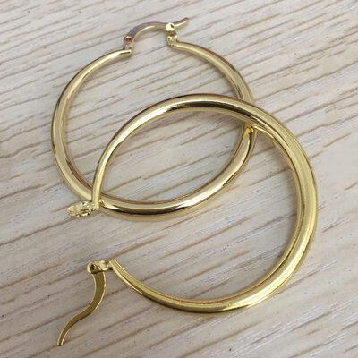 

1Pair New Fashion Jewelry Silver Hoop Earrings Beautiful