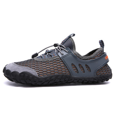 

Large size outdoor hiking upstream shoes wading wear-resistant breathable hiking shoes