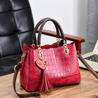

2019 new fashion cool trend handbag fashion womens bag crocodile pattern Europe&America big bag