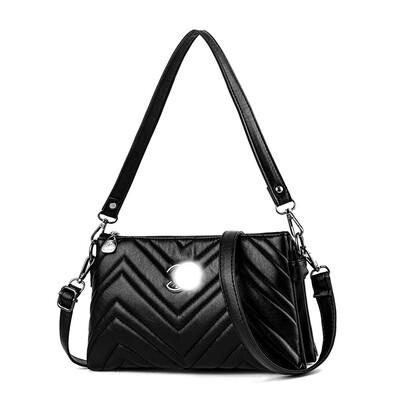 

2019 new Korean version of the cool fashion casual womens bag Messenger bag simple shoulder diagonal pouch