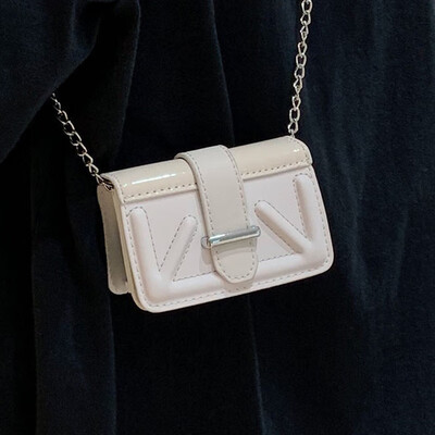 

Summer new female 2019 new Chaohan version 100 lap slant chain bag Xiaoqing new fashion square bag