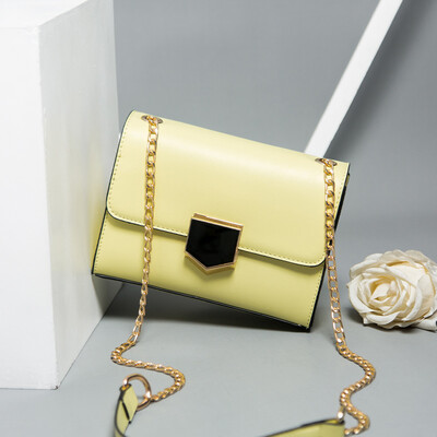 

In summer ins Sen is a one-shoulder bag for Korean girls Korean girls are all-match chain messenger bag students