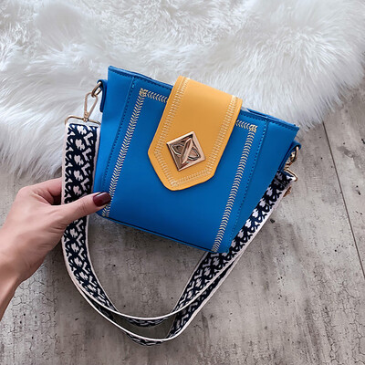 

Tailored Women Wide Shoulder Strap Shoulder Messenger Bag Fashion Bucket Bag