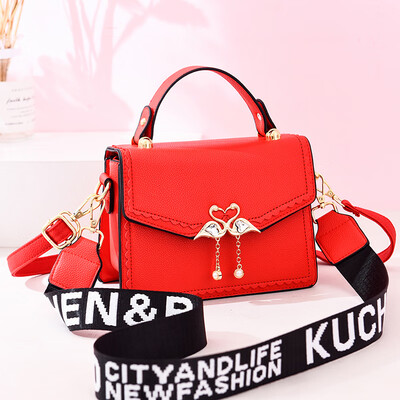 

Summer fashion small square Bao girl fashion slanting sweet girl slanting swan one shoulder hand-held foreign air