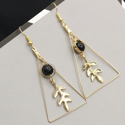 

2019 new brand design round bead triangle hollow Square earrings creative wild earrings gift for women
