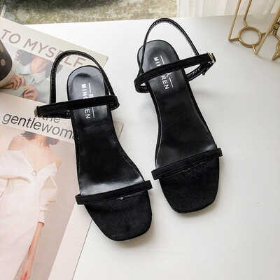 

Sandals Pingdi Xia 2019 new Korean version of the small fresh thick heel square head 100 fairy buckle Roman shoes