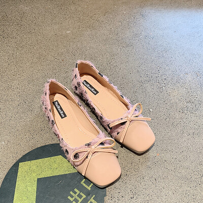 

Flat sole single shoe women wearing summer style Korean version of small fresh bow square head&shallow mouth ladle shoes with