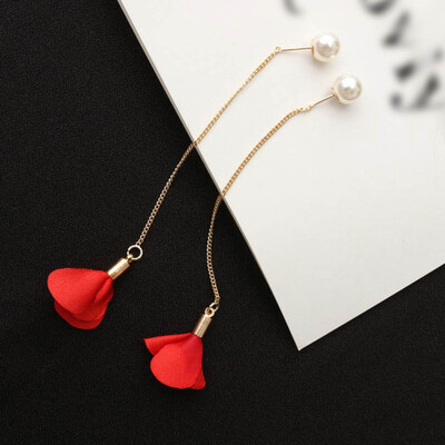 

New Fashion Elegant Pearl Flower Earrings for Women Alloy Earrings