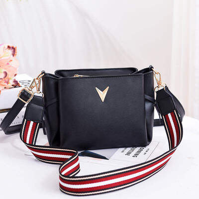 

Womens bag wholesale 2019 summer new womens bag PU leather Korean fashion shoulder bag diagonal package