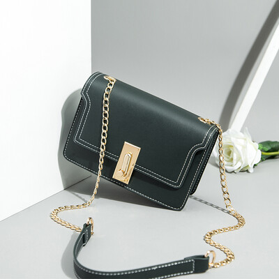 

Womens bag 2019 messenger bag simple tide single shoulder lock small square bag retro chain high sense of foreign style