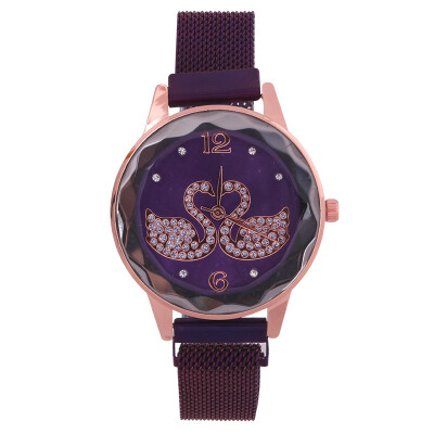 

Summer new magnet magnet strap ladies swan fashion watch student personality quartz watch