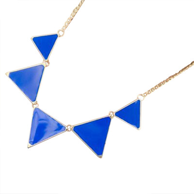 

Fashion Short Chain Pendant Necklaces for Women Girl Triangle Punk Collar Sweater Choker Necklaces Jewelry