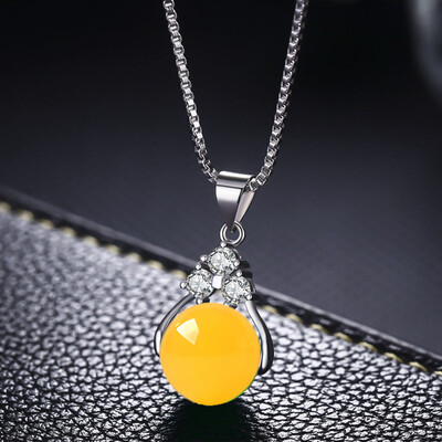 

Jade Necklace Female Clavicle Silver Plated Wild Transfer Pearl Crystal Pendant