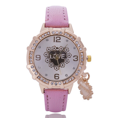 

Love peach pendant belt watch female models digital diamond table