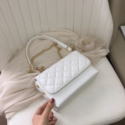 

Internet celebrity rivet womens bag 2019 new rhomboid chain bag Korean version 100 lap quality feeling single shoulder slanted sm