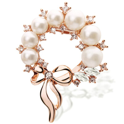 

Wedding Bridal Imitation Pearl Brooches Pin Flower Rhinestone Scarf Clip Crystal Gift for Women