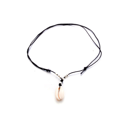 

Bohemian Natural Sea Shell Pendant Necklace For Women Black Rope Braided Chain Cowrie Seashell Choker Beach Necklace Jewelry
