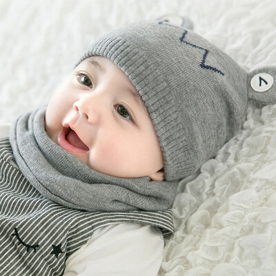 

Korean version of autumn&winter new baby childrens hat cartoon frog knitted cotton hat neck set