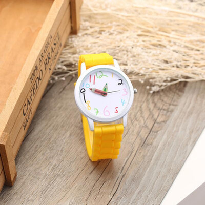 

Unisex Watch Casual Cute Cartoon Watch Wristwatch for Students Teengaer Teen Girls Men Women with Pencil Pointer Silicone Strap Ba