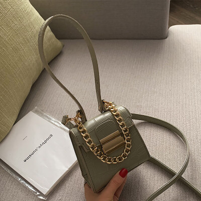 

Foreign style womens bag 2019 new Korean version of Joker texture slung chain fashion shoulder portable small square bag