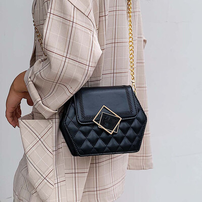 

Female bag 2019 new wave embroidered line chain bag summer small fresh messenger bag wild ins in the air network red packet