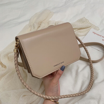 

French minority western style womens bag 2019 new wave Korean summer fashion messenger bag shoulder small square bag