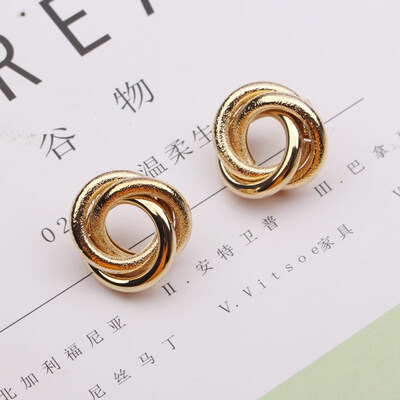 

EK2201 Trendy Small Metal Round Stud Eearing for Women Matte Three Circles Twist Earrings Fashion Statement Earring Jewelry