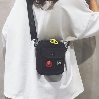 

Net red packet popular female bag 2019 new fashion canvas bag shoulder bag summer small fresh ins messenger bag