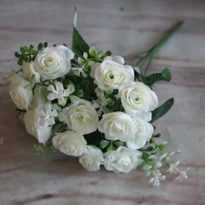 

Pretty Charming Wedding Decoration 15 Buds 1 Bouquet Mini Rose Artificial Silk Flower Bride Bridal Home l wedding decoration