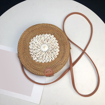 

Tailored Circle Handwoven Round Retro Shell Rattan Straw Beach Bag Crossbody
