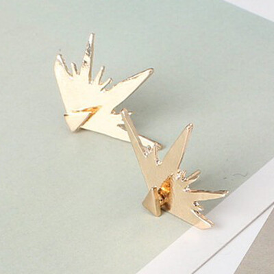 

1 pair Women Irregular Triangle Earrings Punk Jewelry Stud Earrings for Women Fashion Style Earring