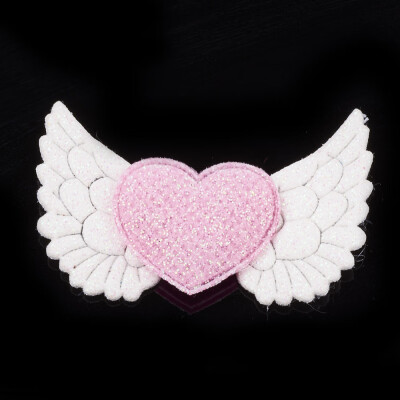 

Glitter PU Patches with Non Woven Fabric Back&Sponge Inside Heart with Wing White 50x36x3mm