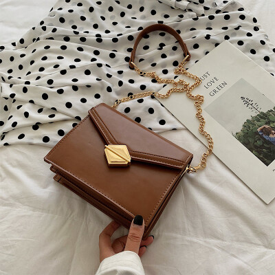 

Senior sense small bag female 2019 new tide foreign air shoulder bag wild simple fashion chain diagonal small square bag