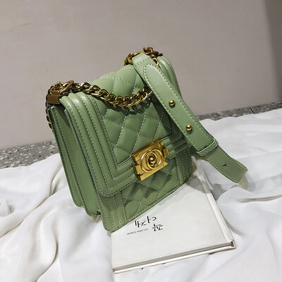 

Advanced sense bag Western style female bag 2019 new Korean version of the stylish rhombic chain shoulder diagonal small square bag