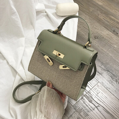 

Korean fashion wild diamonds casual personality casual chain shoulder slung small square bag