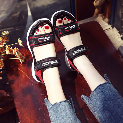 

Thick-soled sandals for female high school heel students in summer 2018 100 sets of Korean version muffin magic paste leisure spor