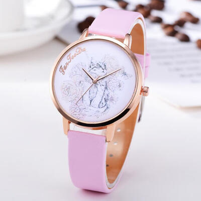 

2018 Dog Fashion Beautiful Temperament Fashionable Simple Ladies WristWatch Leather Souvenir Business Womens Quartz watch D